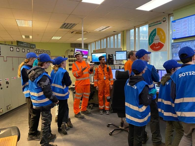 2018 School children visit to the Control Room 